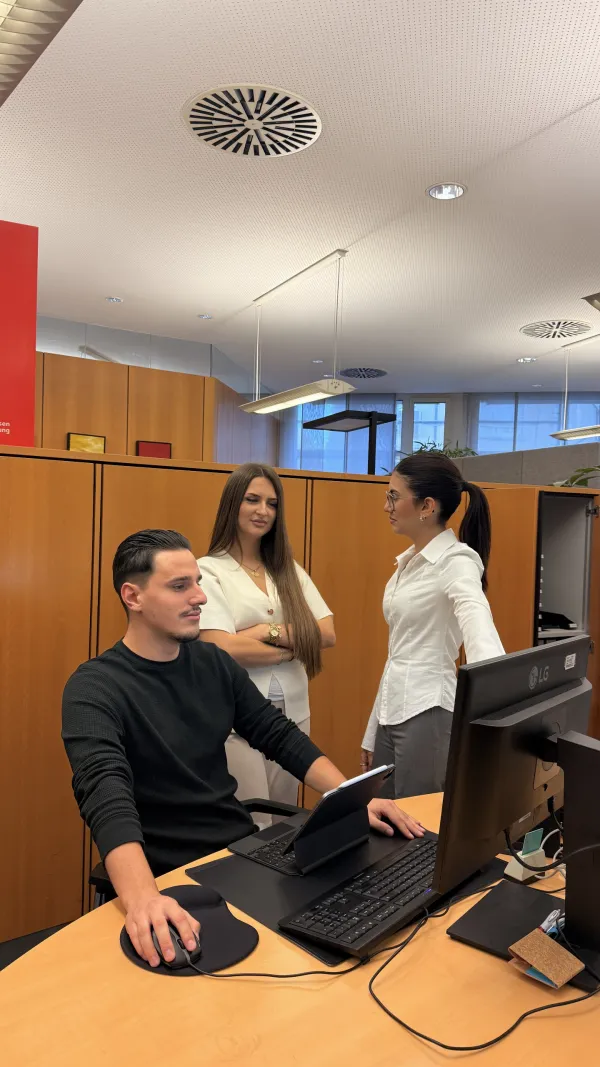 Manche Berufe werden gut bezahlt, andere machen viel Spaß. Bei der Sparkasse hat man beides.